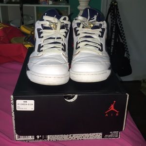 Air Jordan retro 5 low top in great condition